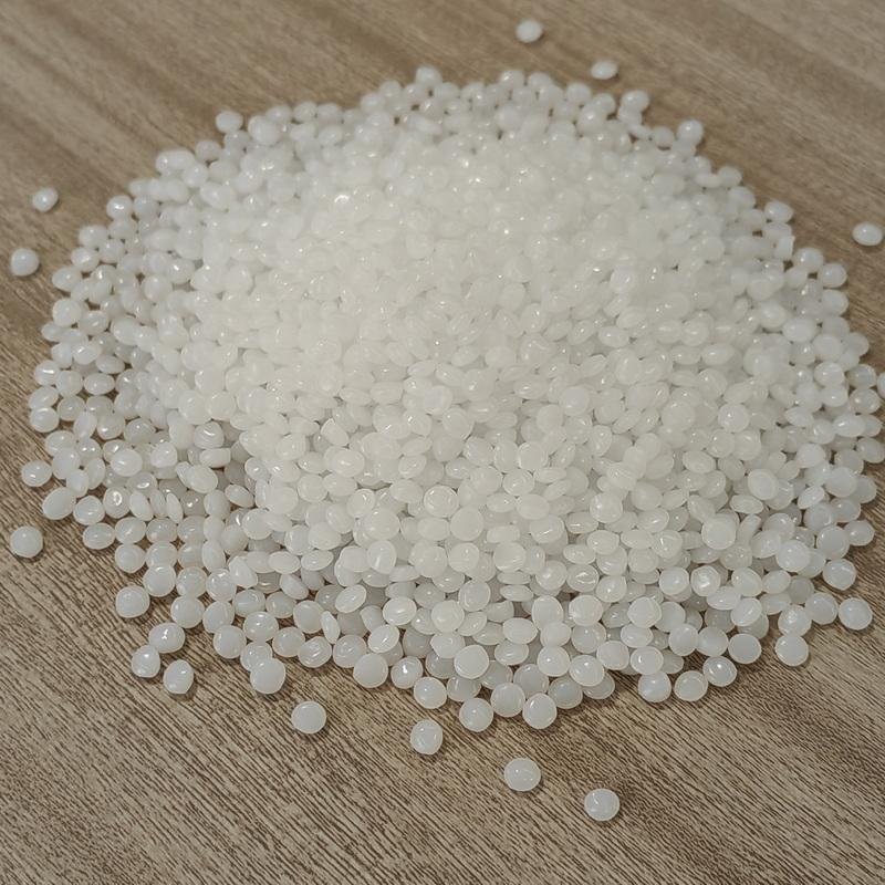 Plastic Pellets 035 - plastic granules